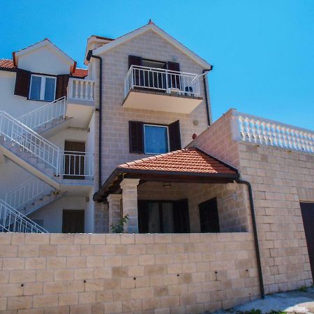 Apartments Vukovic พอสติรา ภายนอก รูปภาพ